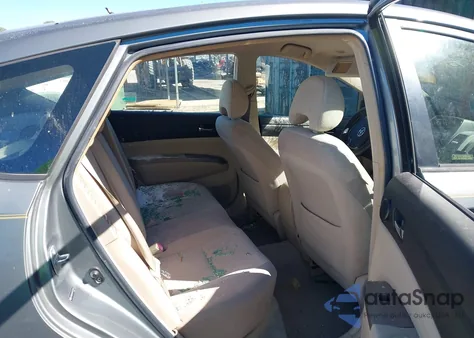 2005 Toyota Prius z USA, uszkodzony, nr VIN JTDKB20U653011446